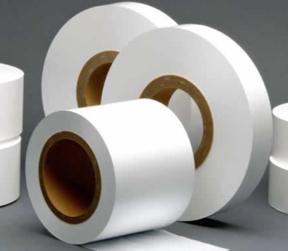 L'alumine de film de séparateur de batterie saupoudrent la couleur blanche de la pureté 99,9%